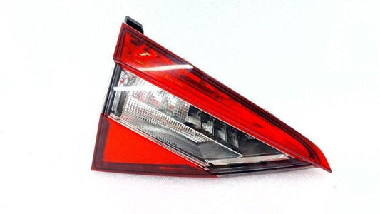 Rear Left Taillight Original Skoda Superb Classic Egy Car Parts
