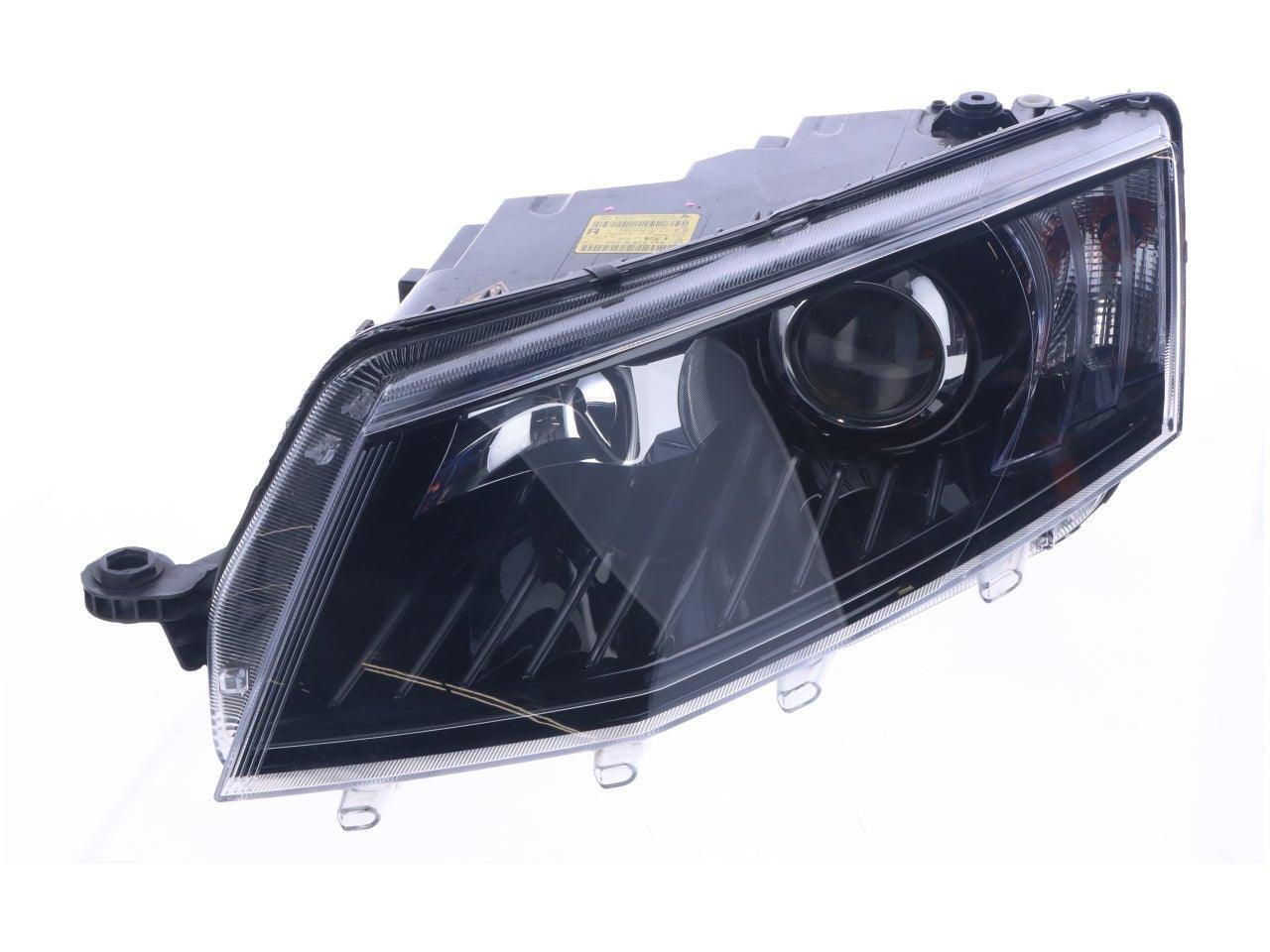 Front Headlight Xenon Original Skoda A7 Egy Car Parts