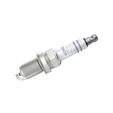 BOSCH Spark Plug – Compatible with Audi, Citroen, Peugeot, Nissan & More | OE Standard Performance