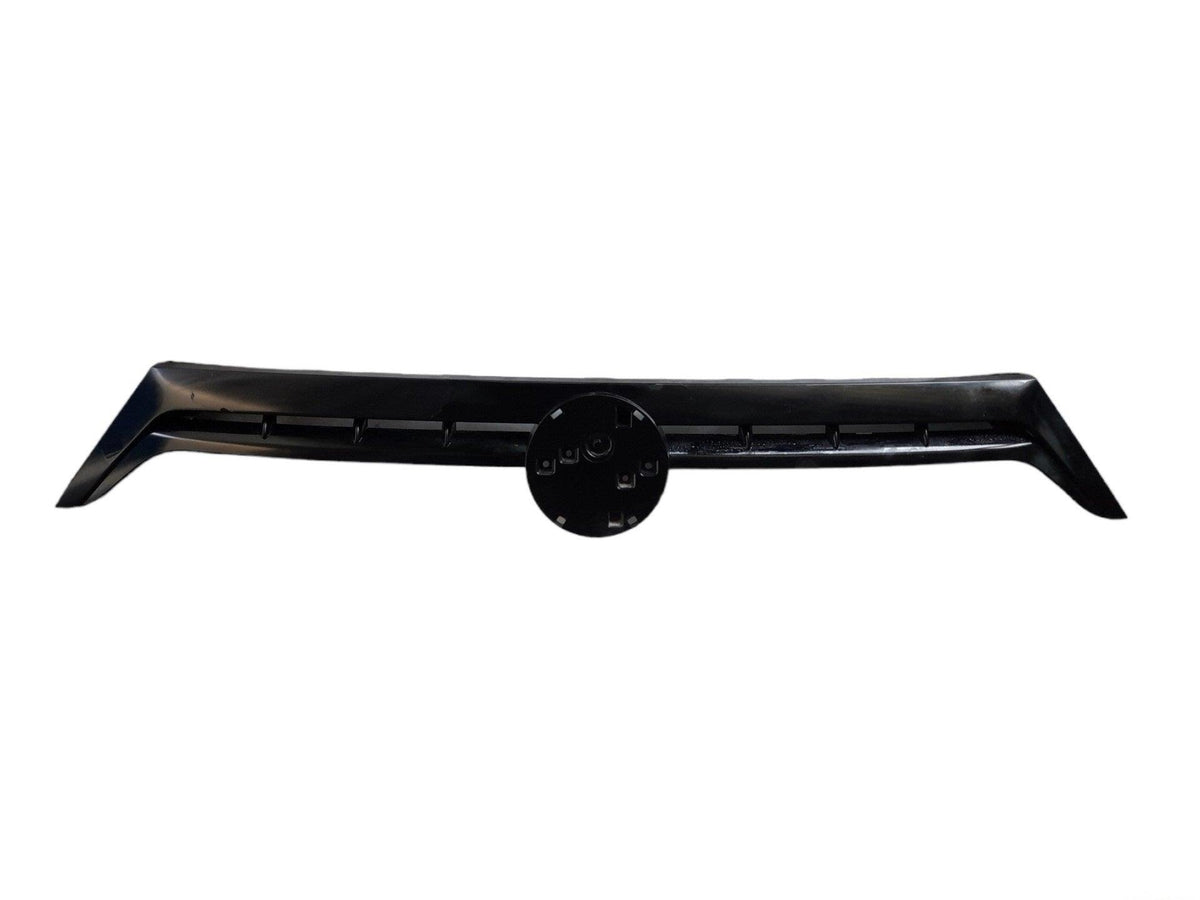 Front Upper Radiator Grille Original SsangYong Tivoli