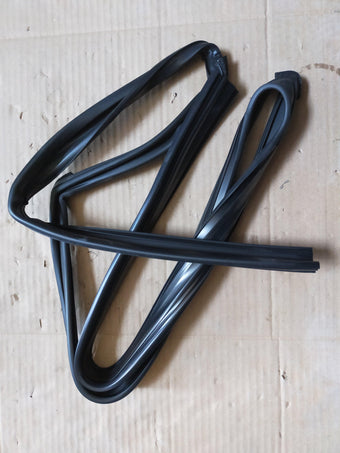 compare product Rear Left Door Rubber Original For Jetour X95